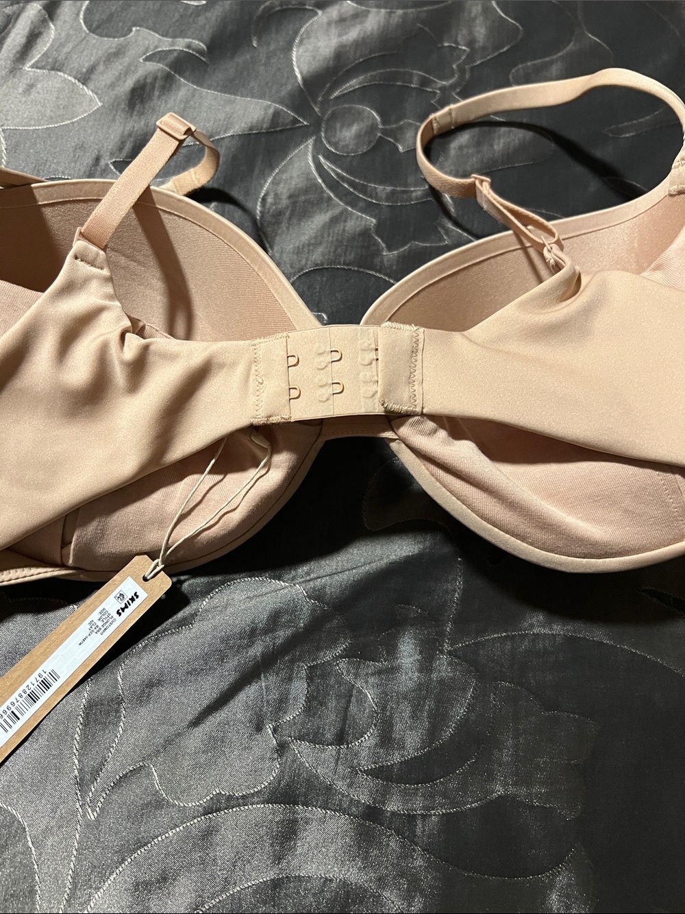 NWT SKIMS CustomFit Plunge Bra Clay 42C Removable Pads - Picture 4 of 11